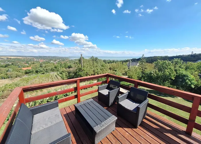 Feriehus Hillside House Balatonkenese